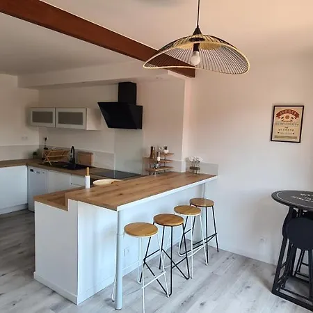 Agreable Maison En Duplex Dans Un Quartier Calme * Περπινιάν