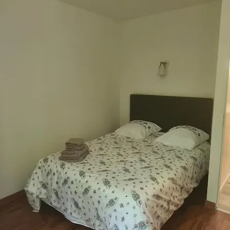 Agreable Maison En Duplex Dans Un Quartier Calme Περπινιάν